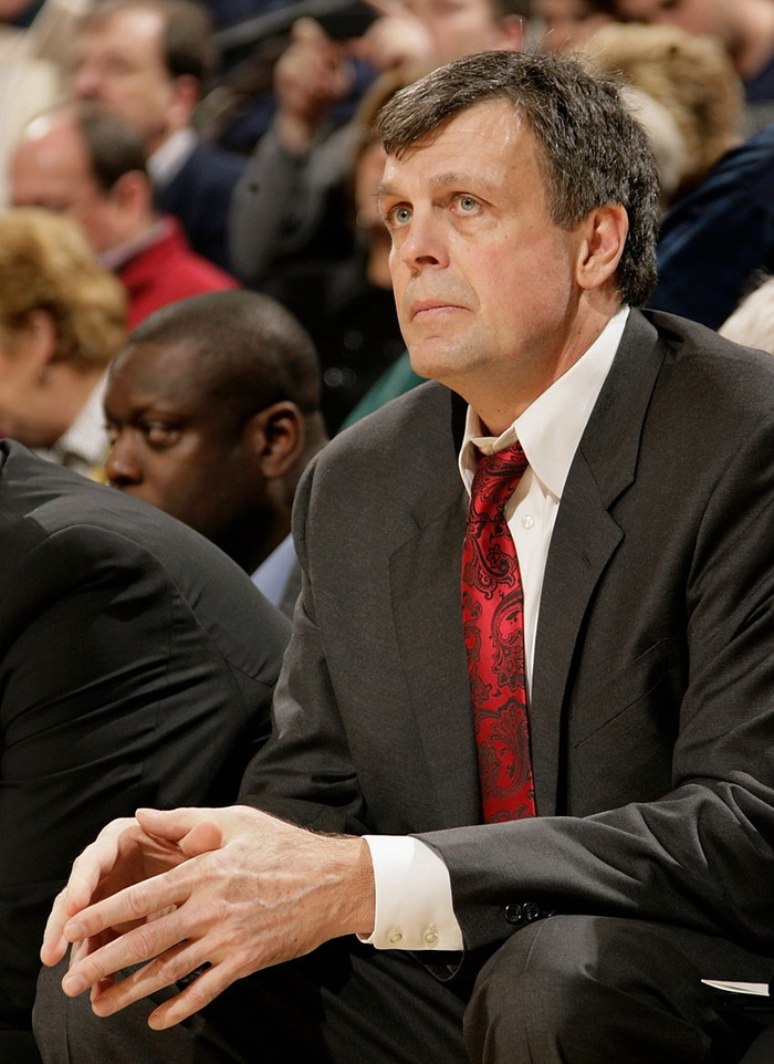 关于国际比赛日夏洛特黄蜂调整名单以备西甲，远射贴柱环节打磨，目标明确，资深球员宣示担当的信息爱游戏体育官网