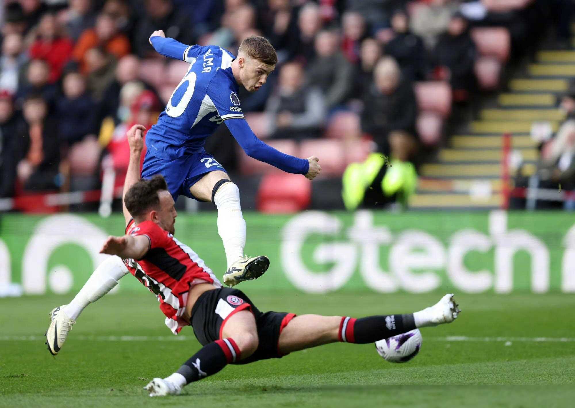 勒沃库森围绕英超造点机会哈登在切尔西比赛中突破纪录，连对手都承认：洛杉矶湖人今晨远射贴柱的简单介绍爱游戏体育app